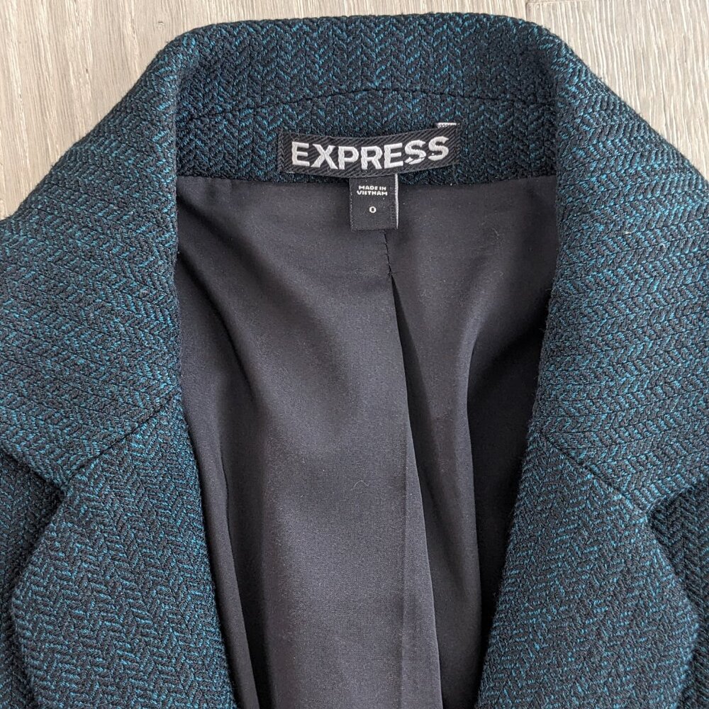 Express Ruched Sleeve Jacket - Picture 3 of 7